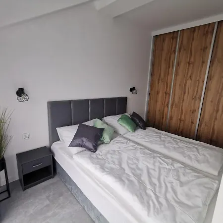 Apres Apartment *